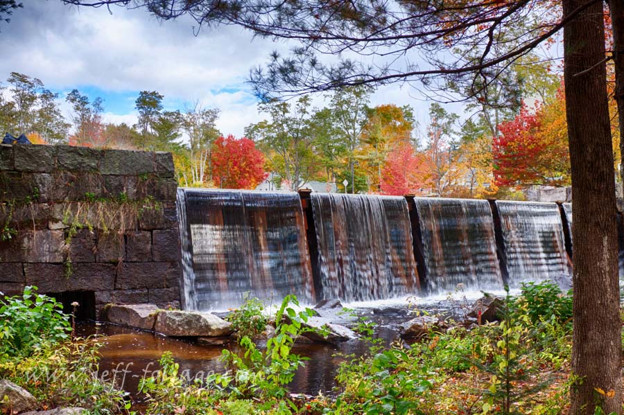 Scenic drive to explore Tamworth NH New England fall foliage